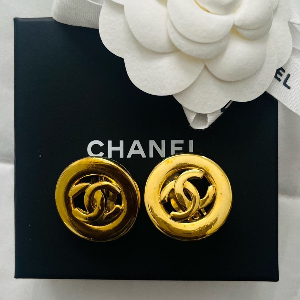 Vintage Large Chanel Logo Earrings - Picture 2 of 7
